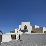 Albus Villa