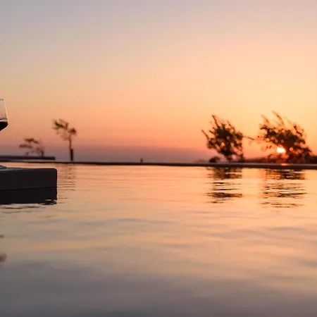 Albus 别墅 Pýrgos